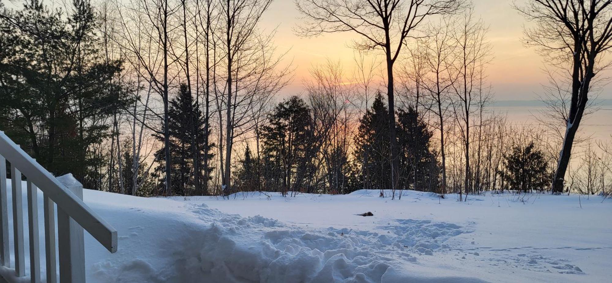Chequamegon Lake Superior Lodge Bayfield Bagian luar foto