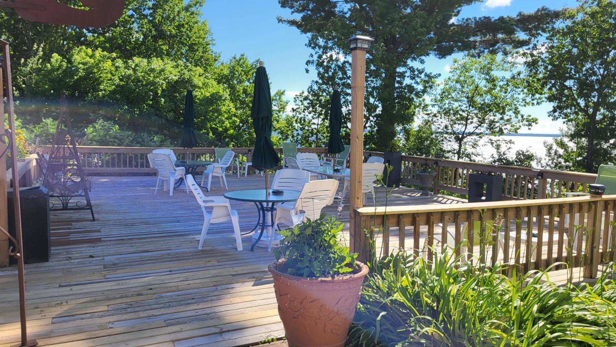 Chequamegon Lake Superior Lodge Bayfield Bagian luar foto