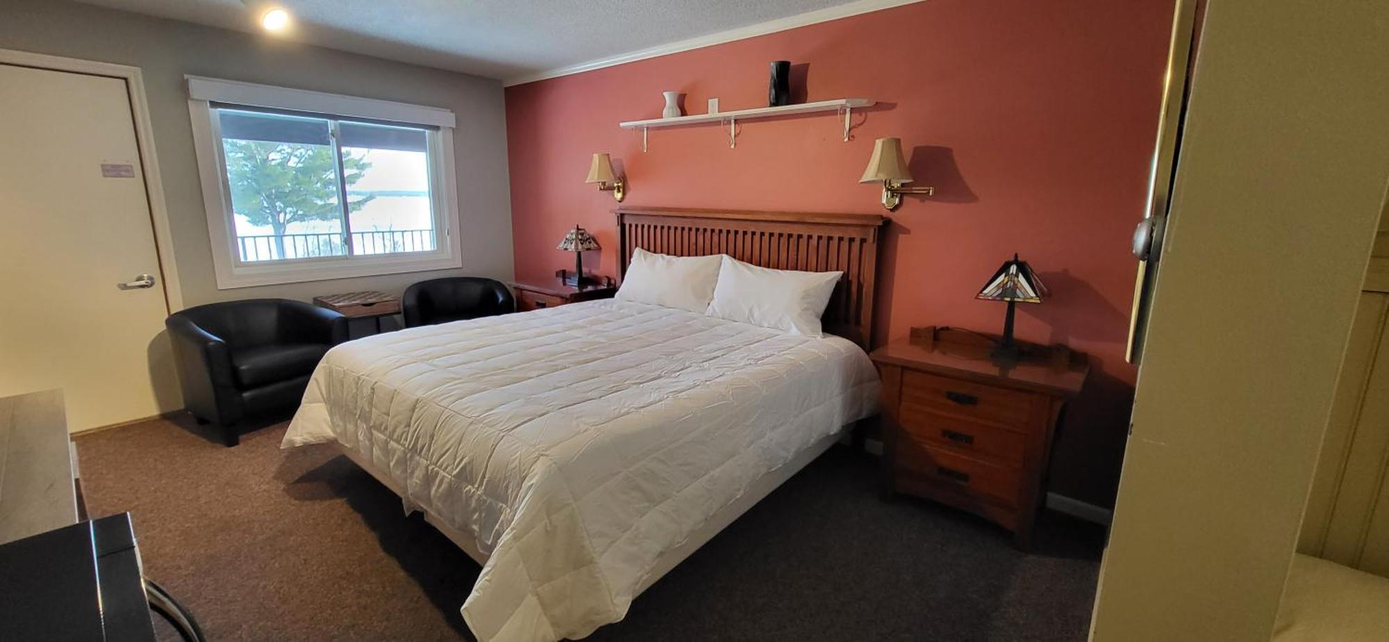 Chequamegon Lake Superior Lodge Bayfield Bagian luar foto